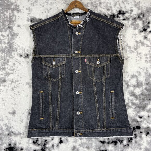 Vintage Levis Trucker Jacket Vest Mens Size Large Black 90s Raw Neck & Sleeve
